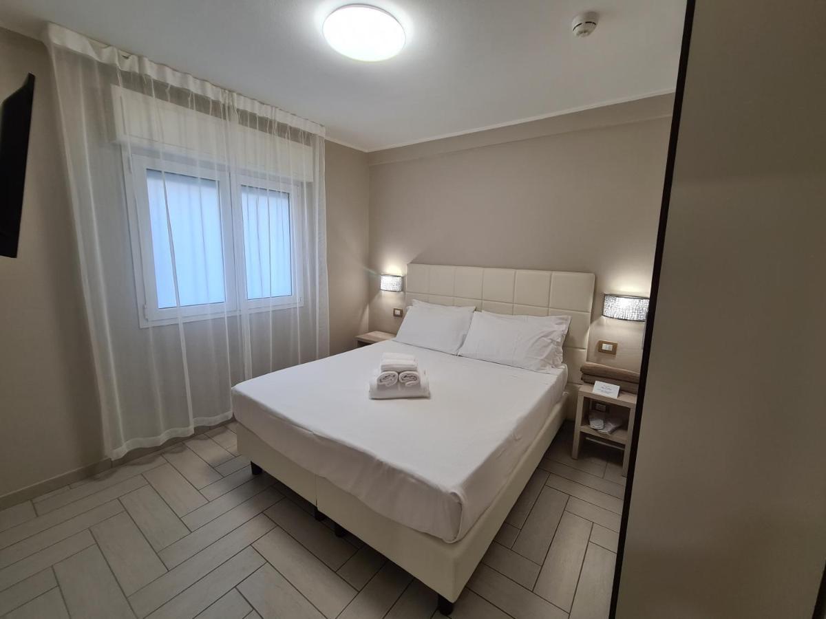 Nero D'Avorio Apartments Rimini Kültér fotó