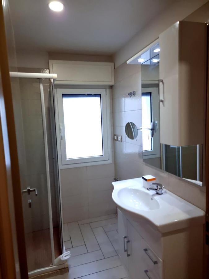 Nero D'Avorio Apartments Rimini Kültér fotó