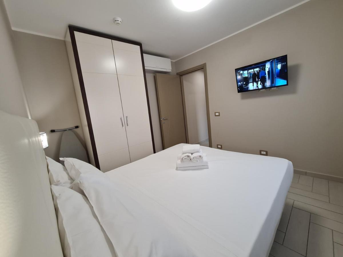 Nero D'Avorio Apartments Rimini Kültér fotó