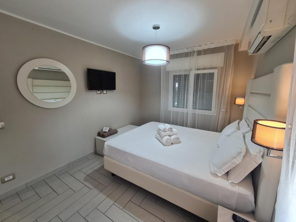 Nero D'Avorio Apartments Rimini Kültér fotó